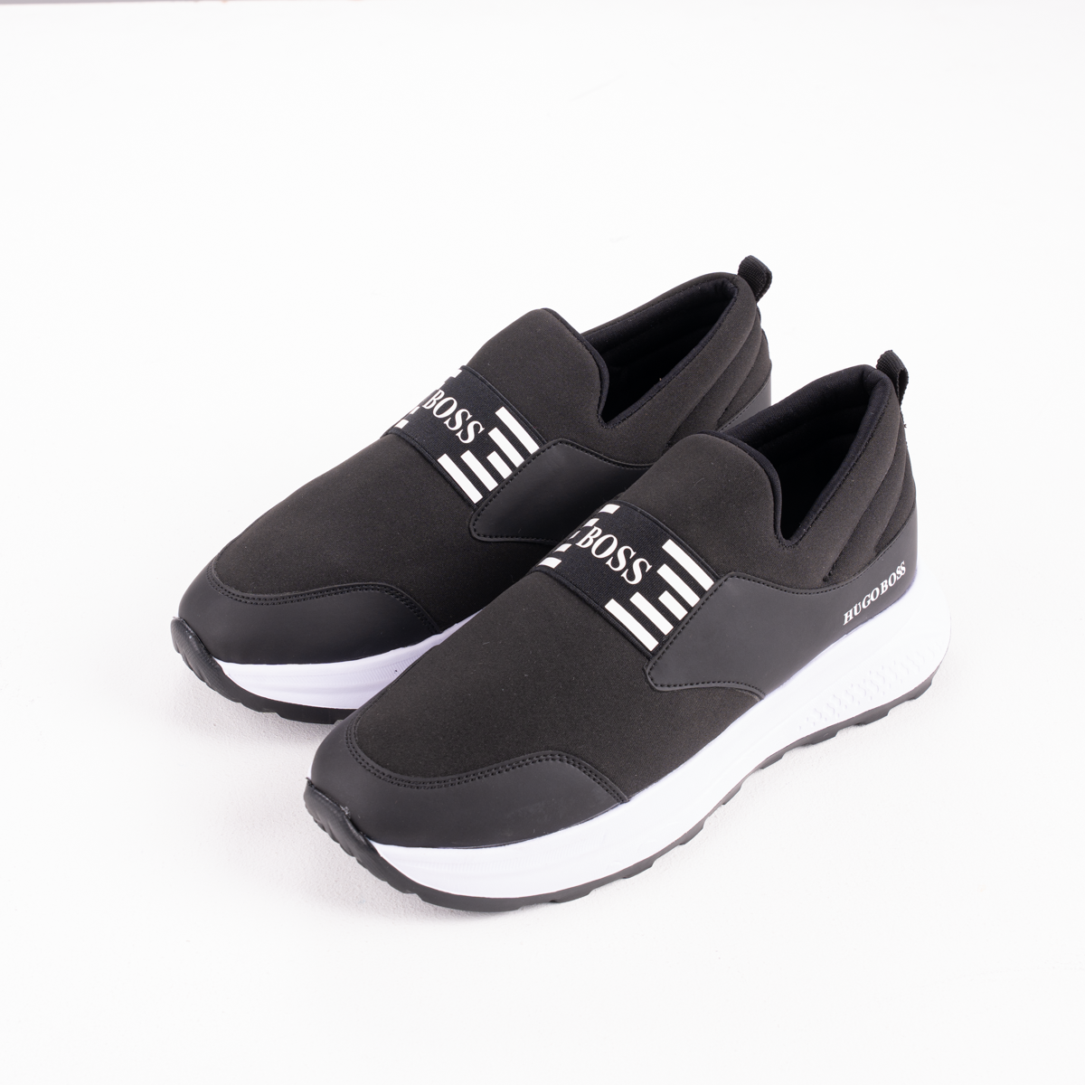 Men Lightweight Slip-on Comfort Sneakers