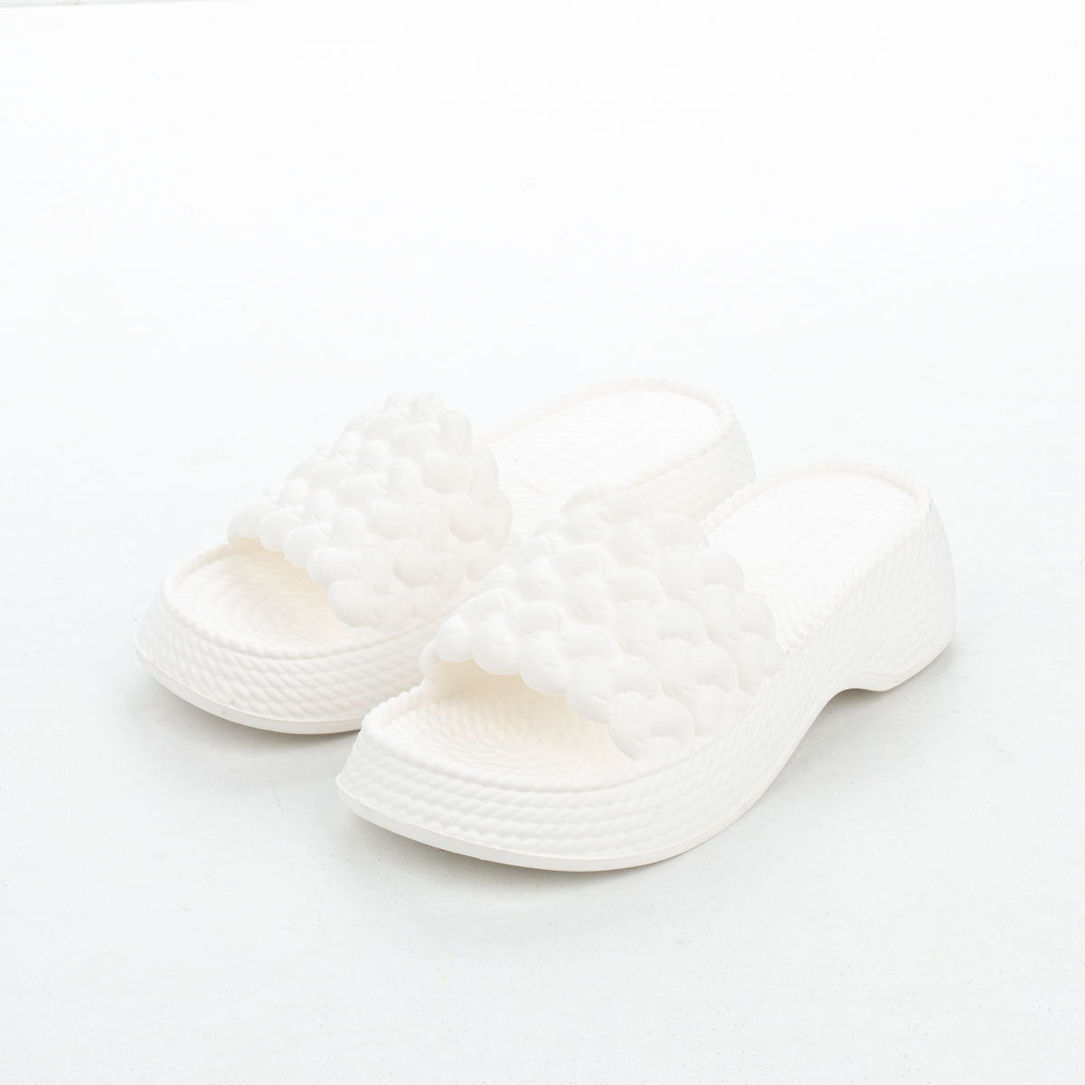 Comfort Weave Slides