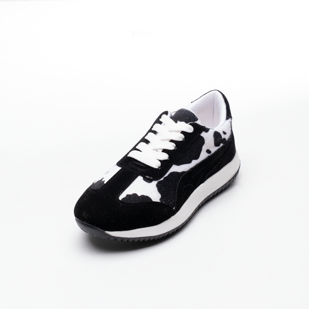 Women Presence Pattern Sneakers