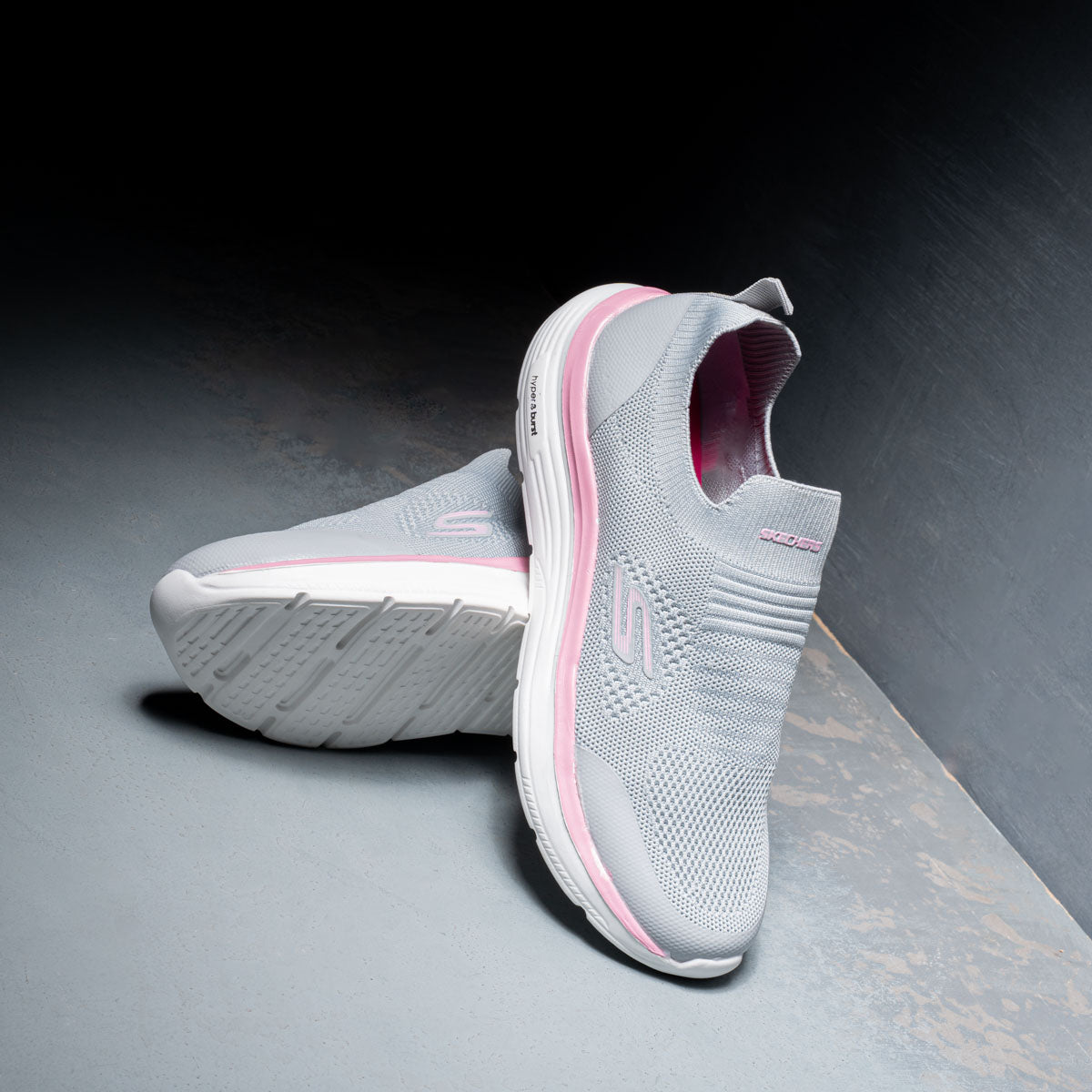 Lightweight Comfort Walking Sneakers