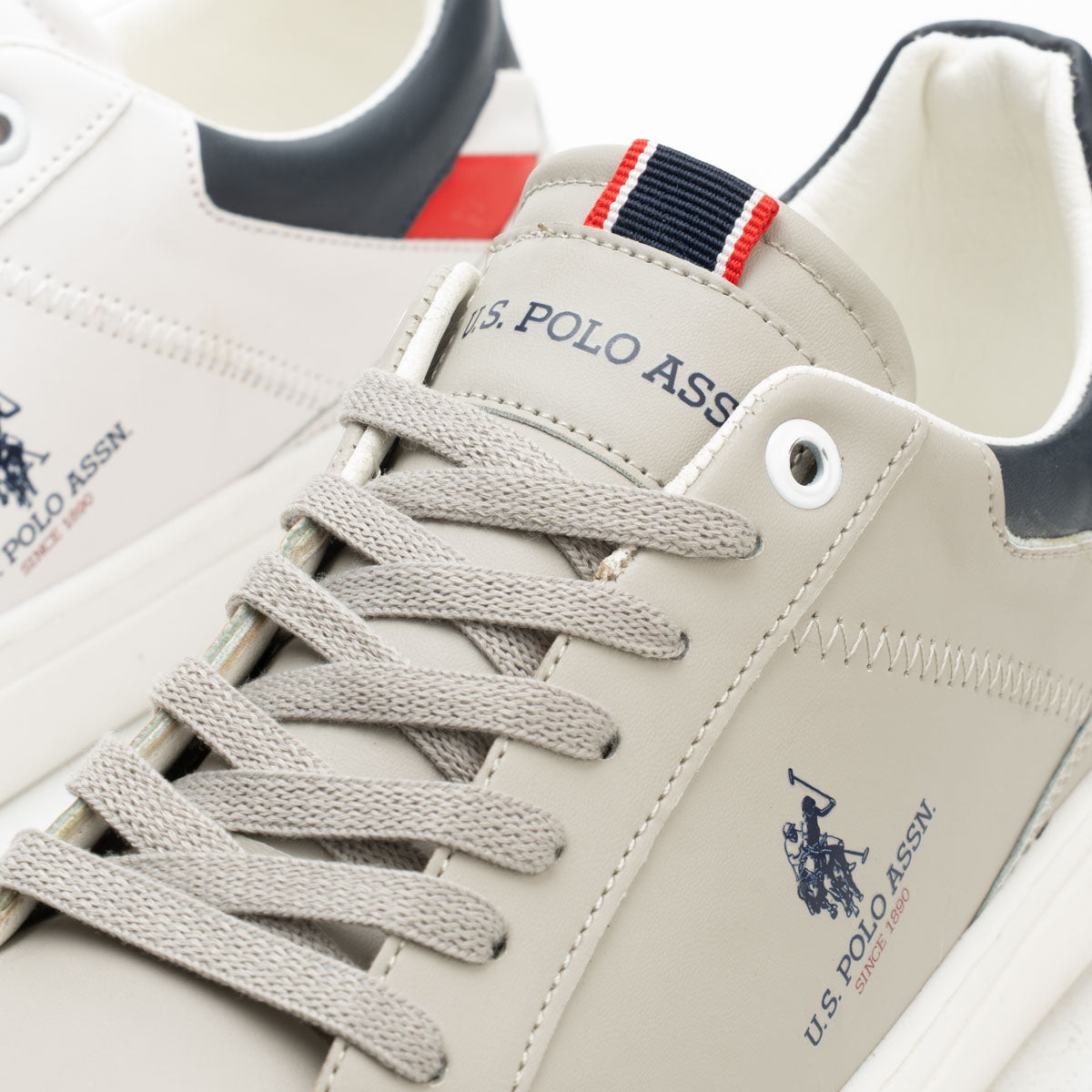 Classic Leather Casual Sneakers
