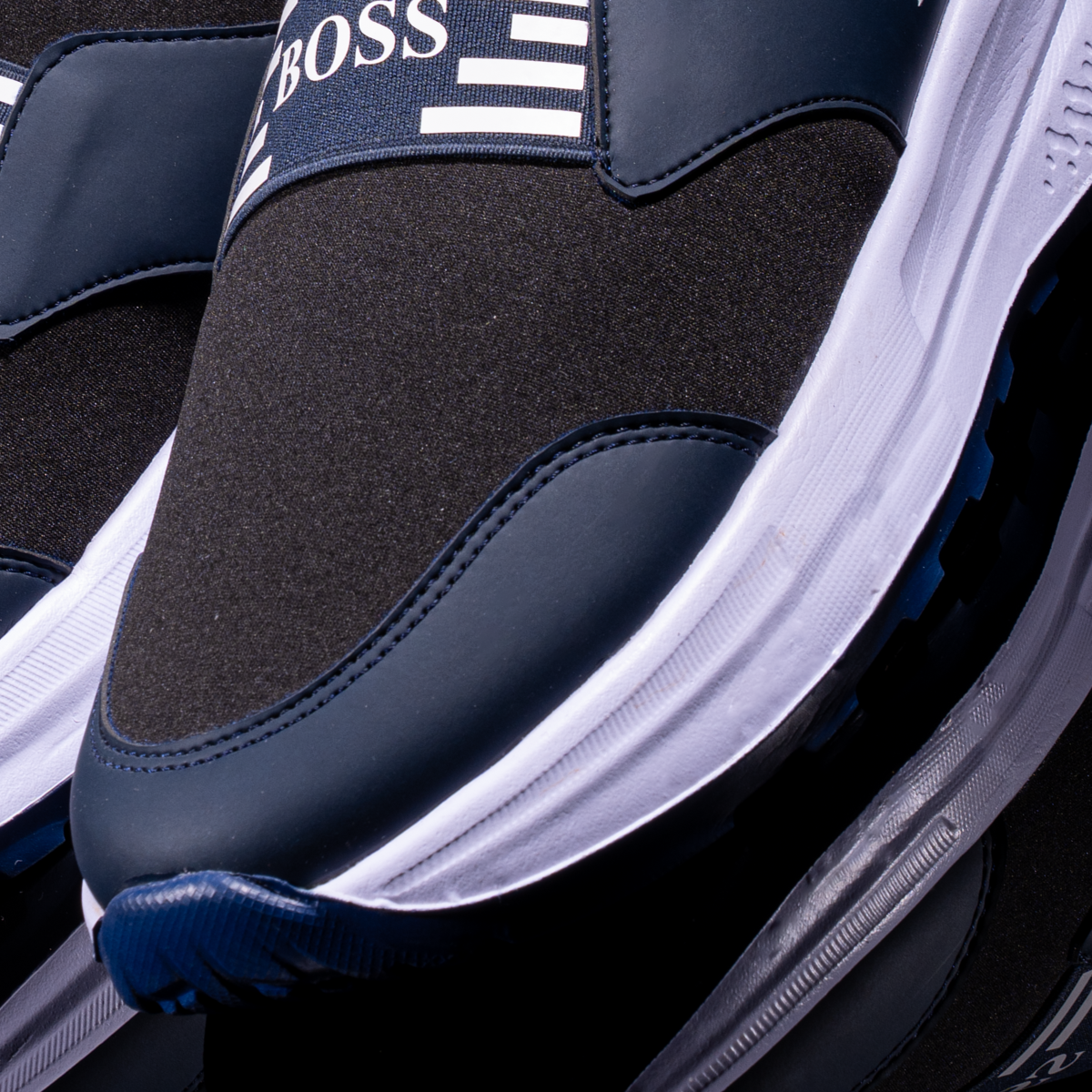 Men Lightweight Slip-on Comfort Sneakers