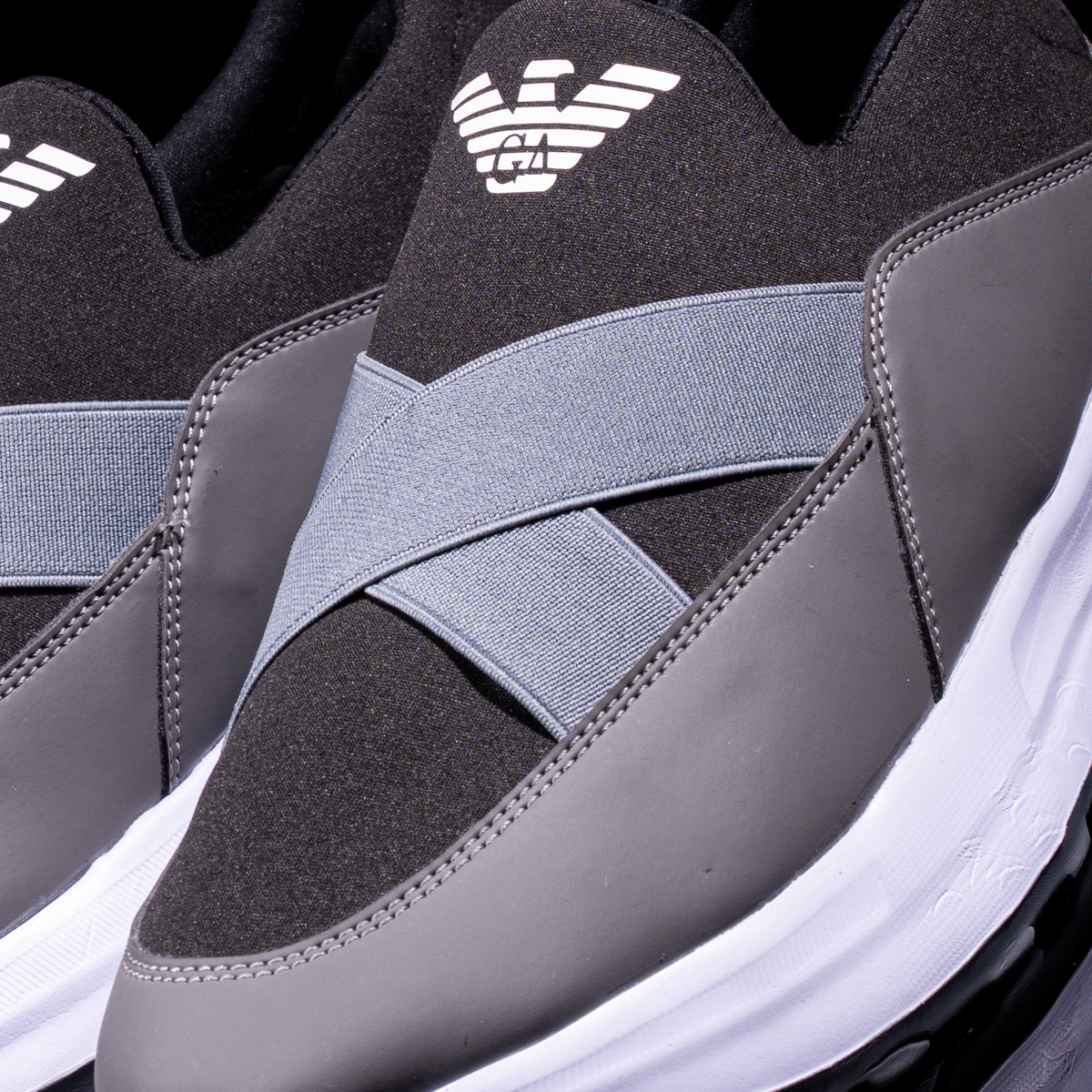 Men Slip-on Comfort Casual Sneakers