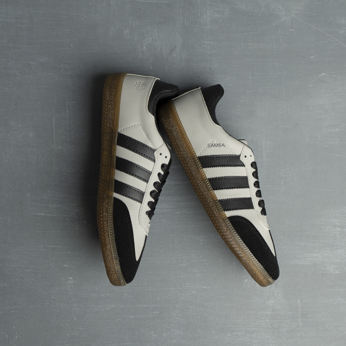 Men Retro Samba Style Sneakers Dual Color Sole Edition