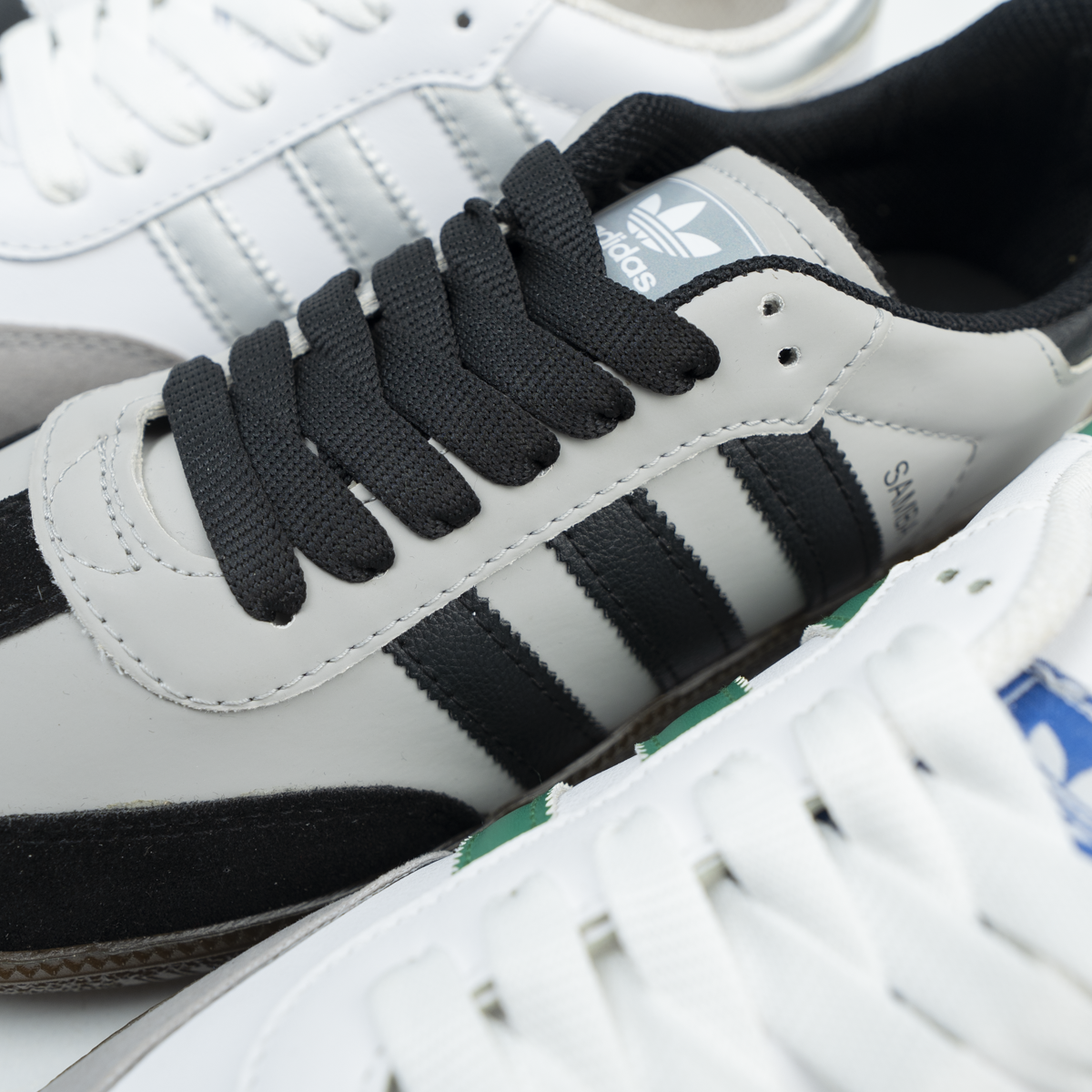 Men Retro Samba Style Sneakers Dual Color Sole Edition