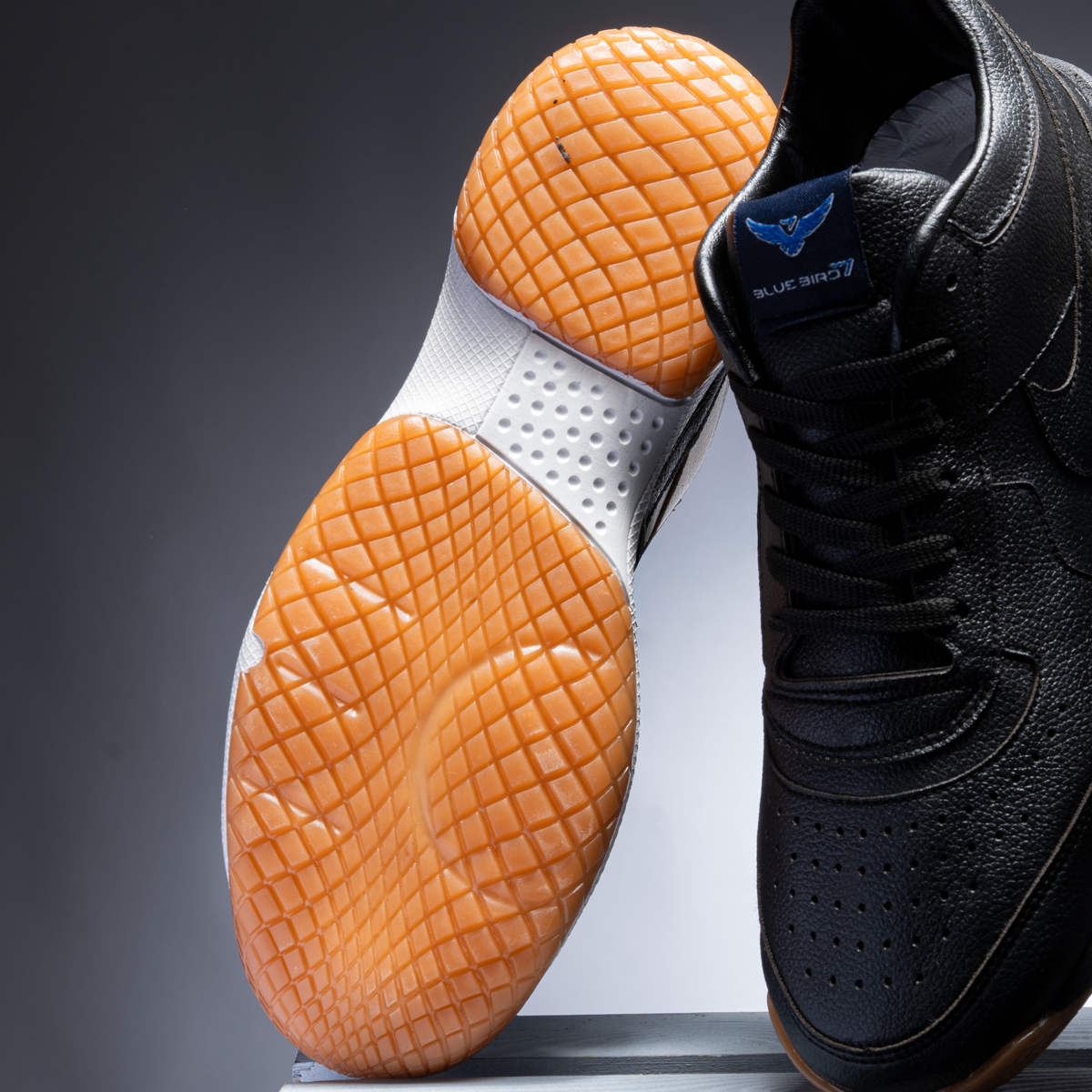 All-Day Move Sneakers Clean Leather Look