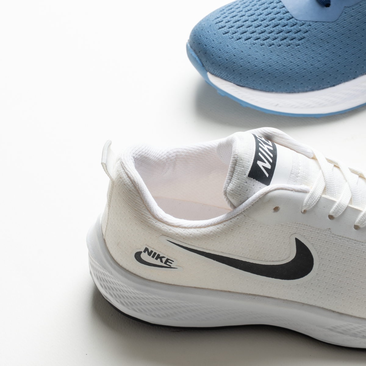 Everyday Lightweight Running Men's Sneakers