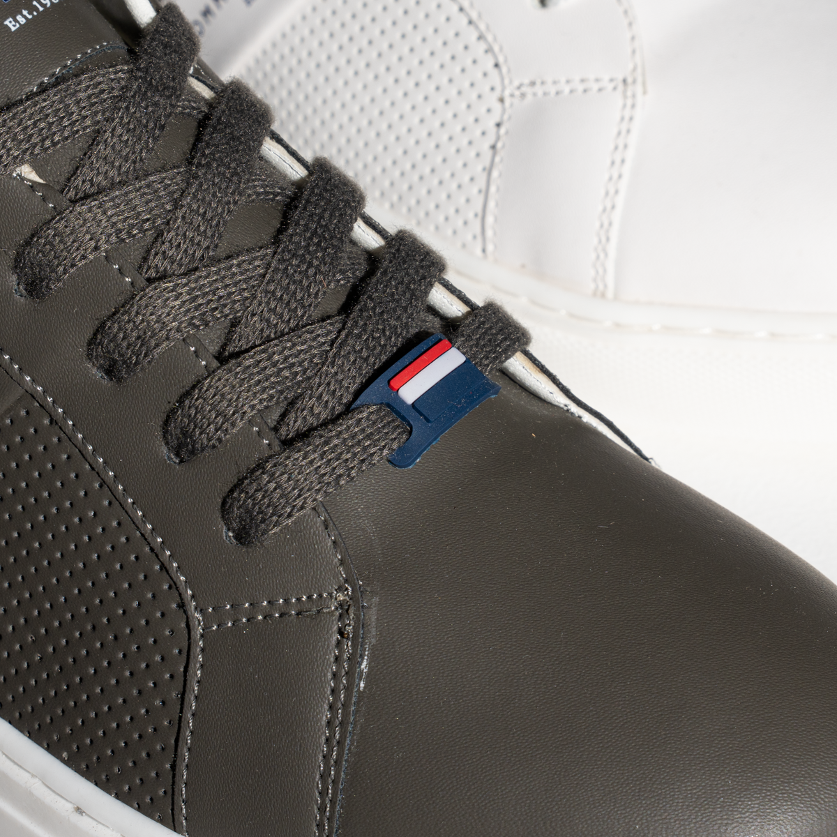 Men Premium Leather Casual Sneakers