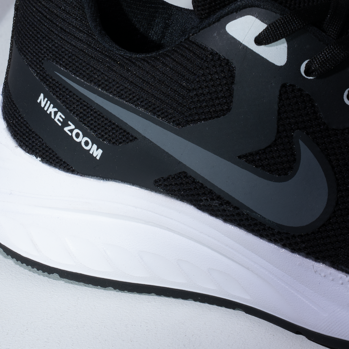 Lightweight Everyday Running Sneakers