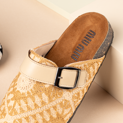 Elegant Suede Buckle Slippers