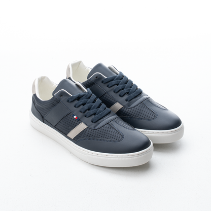 Minimal Daily Sneakers Clean Street Fit
