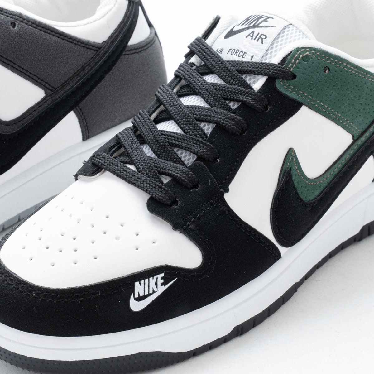 Men Two-Tone Casual Street Sneakers