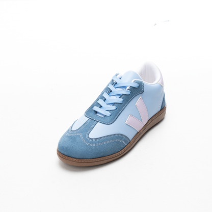 Women's Soft Presence Sneakers